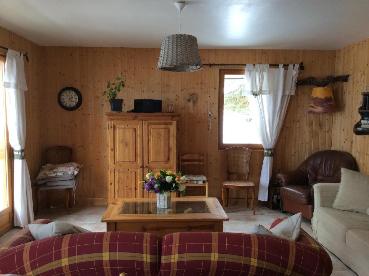 Chambre D'Hote Les Carlines Арвьё Экстерьер фото